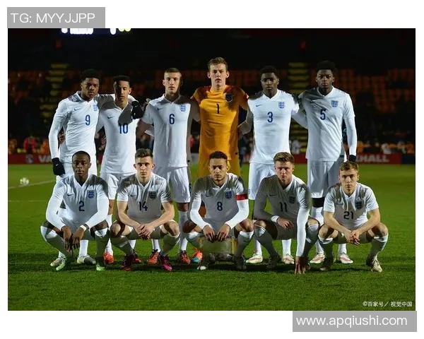 精彩足球壁纸合集让你随时感受绿茵场上的激情与魅力