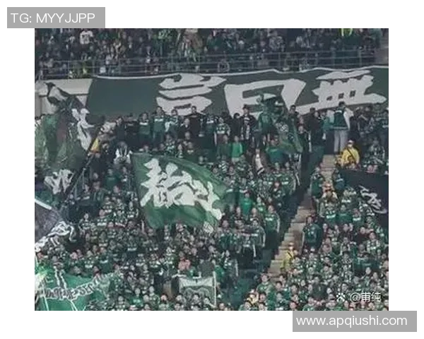 北京国安迎战强敌全力争胜球迷期待精彩对决与激情时刻